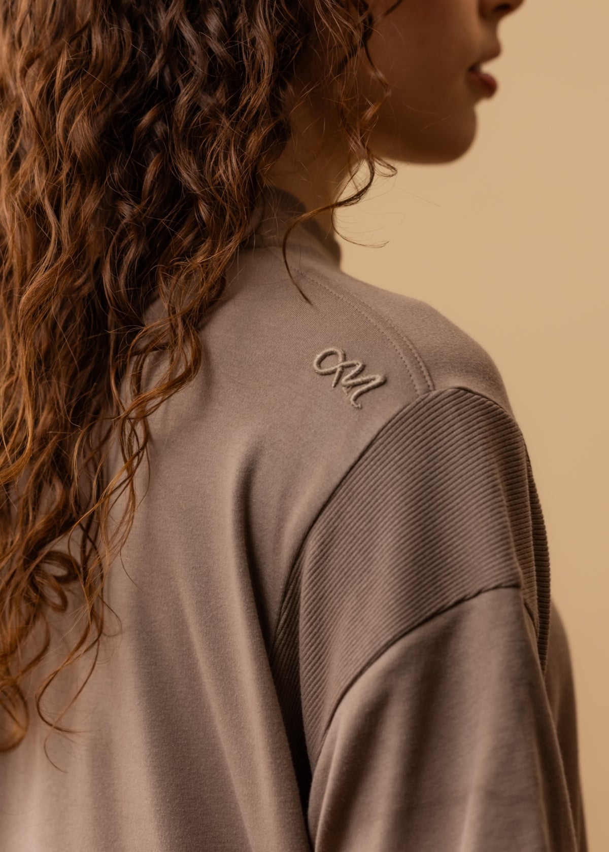 AMARA | Warm Taupe