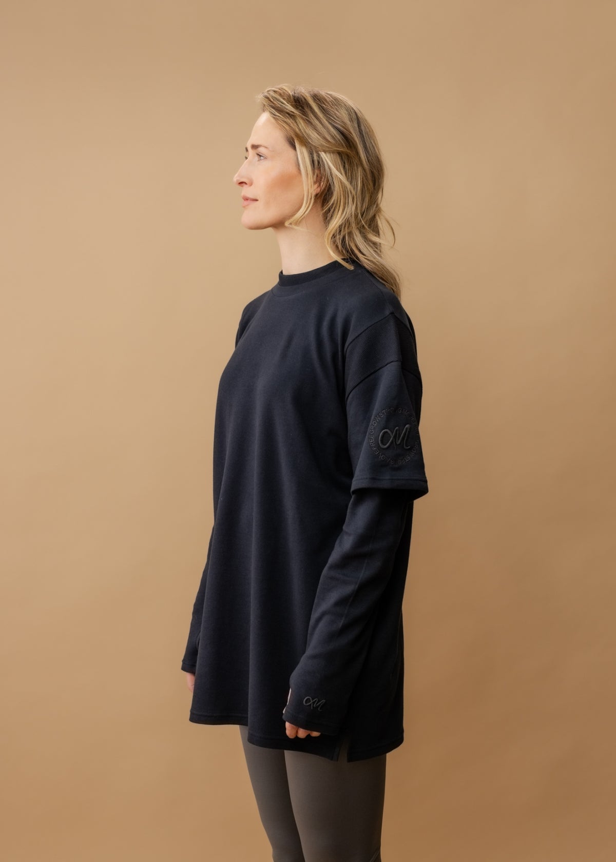 AMARA | Black
