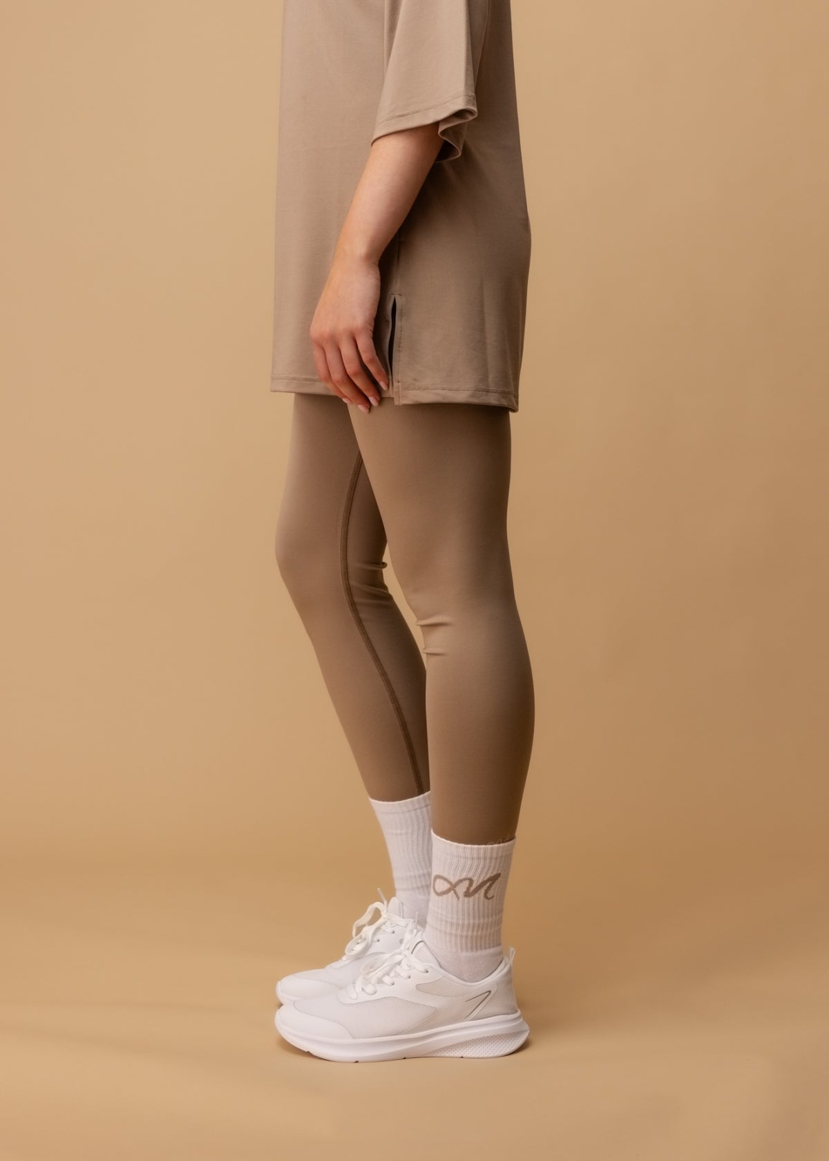 LAYLA | Warm Taupe