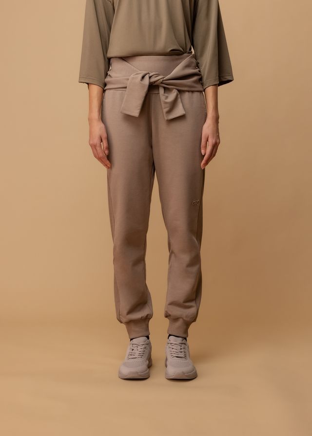 YARA | Warm Taupe