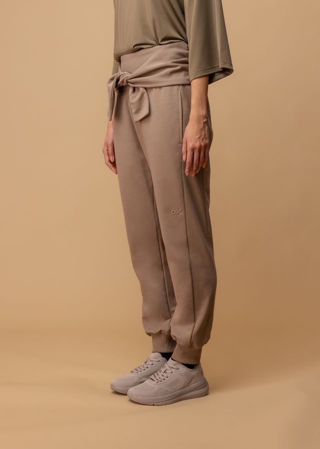 YARA | Warm Taupe